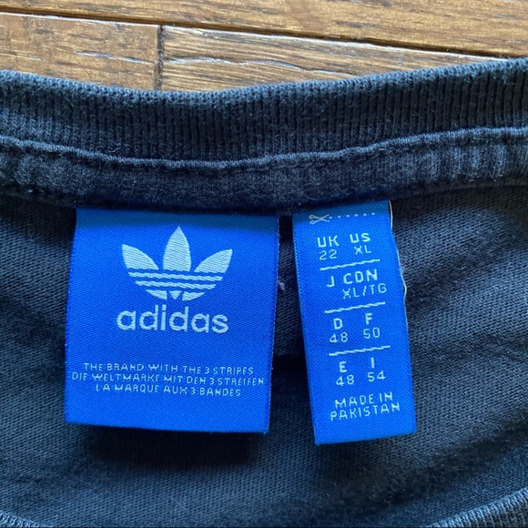 •ADIDAS• Crop T-shirt size XL - Picture 10 of 12